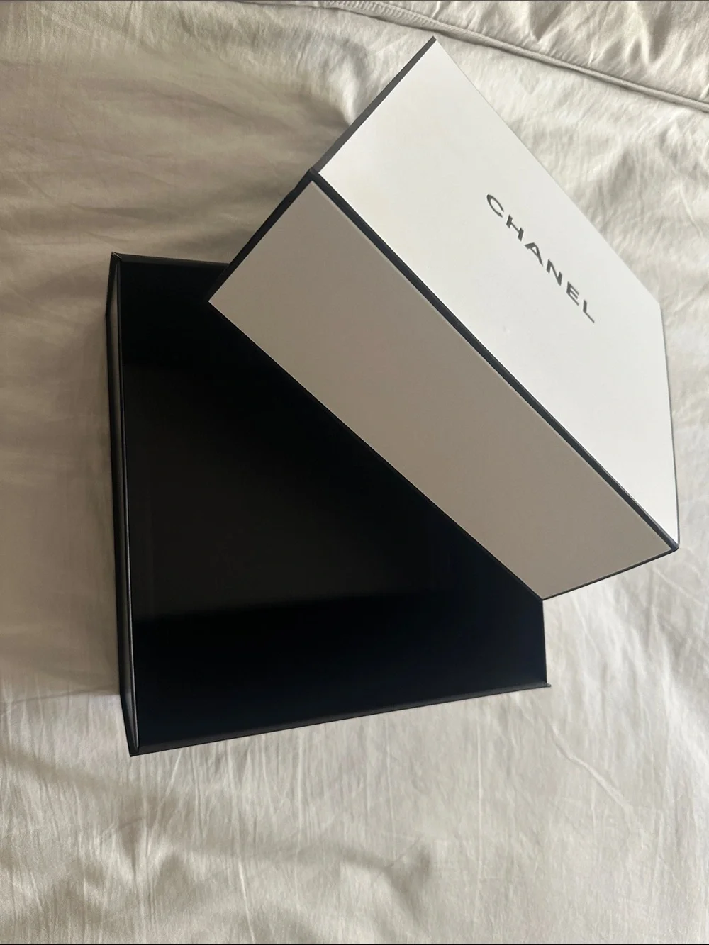 CHANEL Box